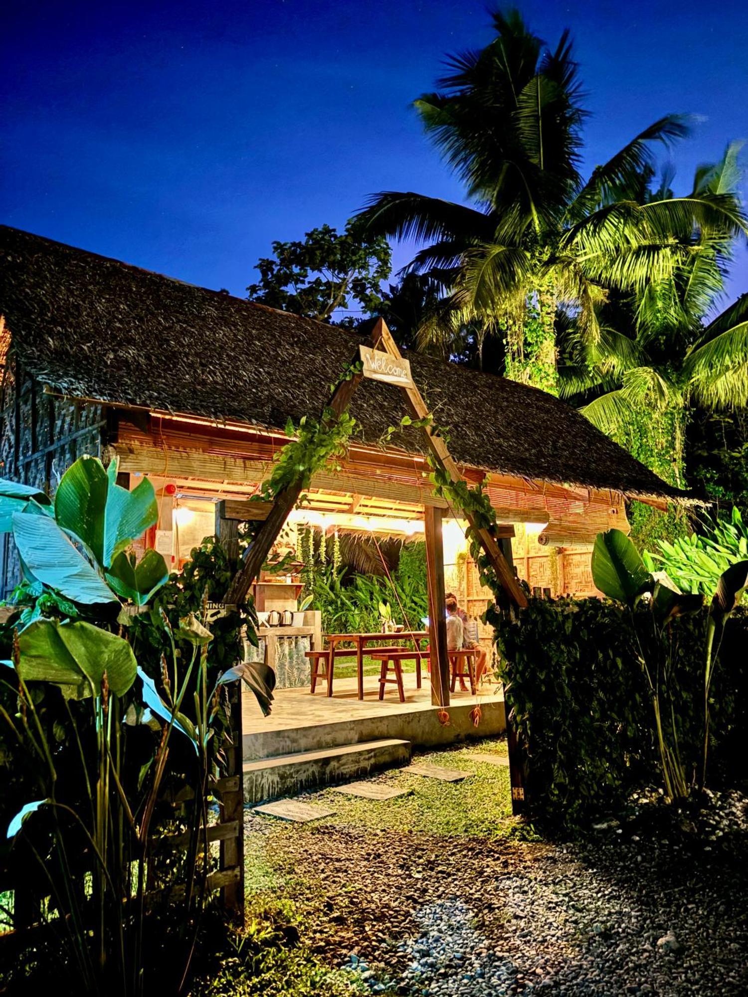 Triangle Palms Siargao Villa General Luna  Buitenkant foto
